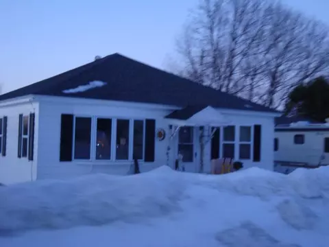 30 School Ave, Limestone, ME 04750 photo 1