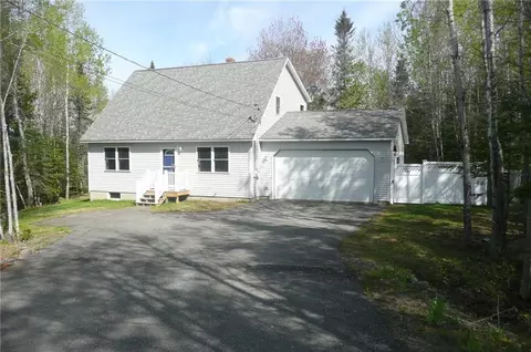 31 Maple Leaf Ln, Hermon, ME 04401 photo 1