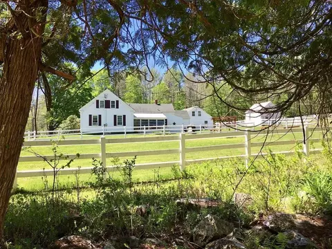 252 Pond Rd, Wayne, ME 04284 photo 1