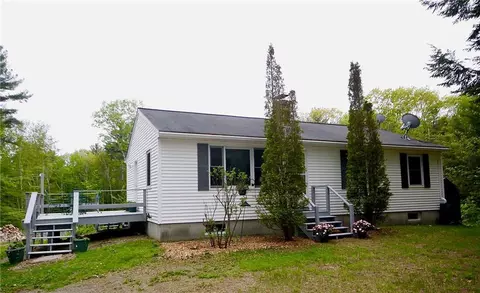 249 Mckay Rd, Edgecomb, ME 04556 photo 1