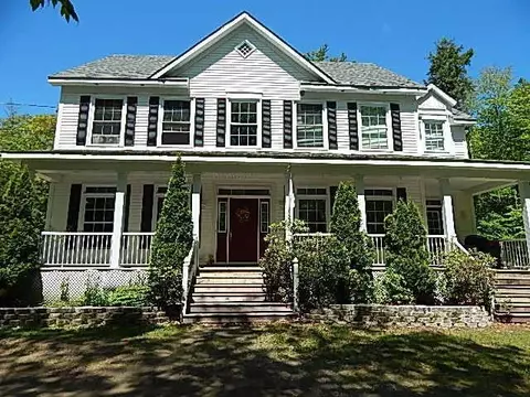 360 Monroe Rd, Hampden, ME 04444 photo 1