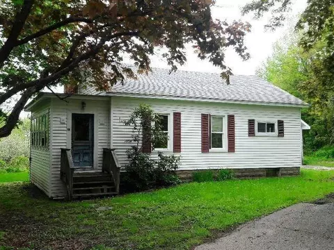 43 E Milan St, Bath, ME 04530 photo 1