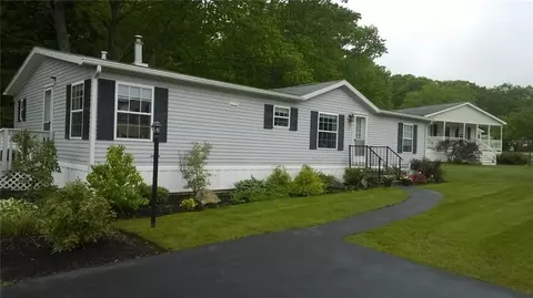 70 Brookside Cir, Ogunquit, ME 03907 photo 1