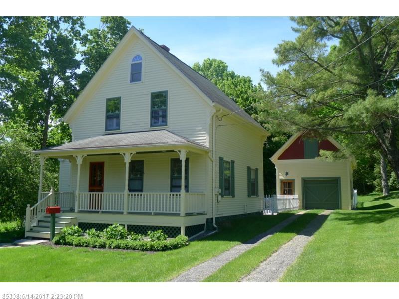 43 Curtis Ave, Camden, ME 04843