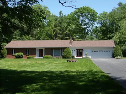 371 Cony St, Augusta, ME 04330 photo 1