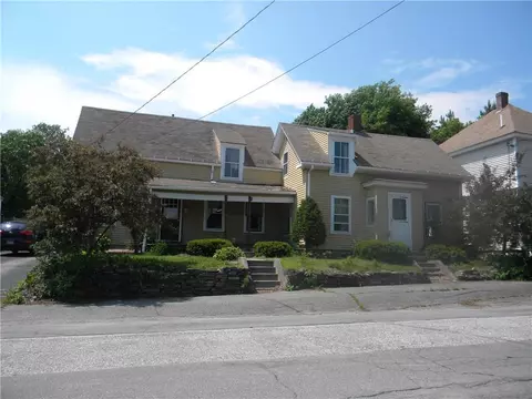 6 Page St, Augusta, ME 04330 photo 1