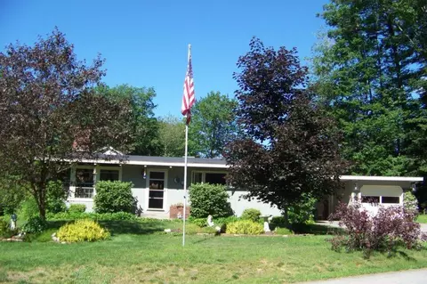 5 Green St, Springvale, ME 04083 photo 1