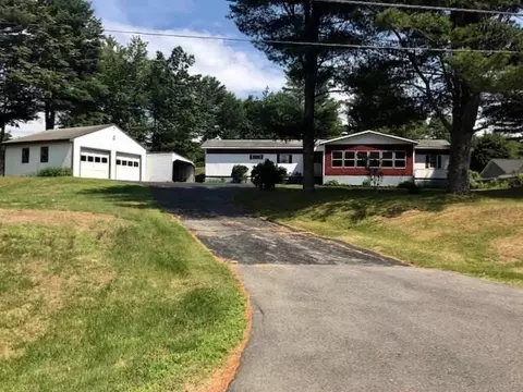 5 Middle Rd, Augusta, ME 04330 photo 1