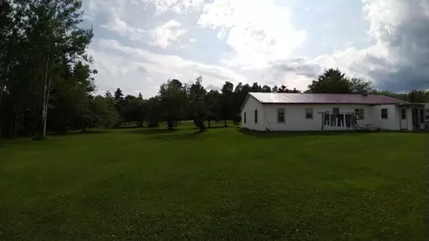 967 B Rd, Ludlow, ME 04730 photo 1