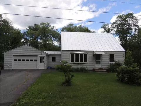 34 Brighton Rd, Solon, ME 04979 photo 1