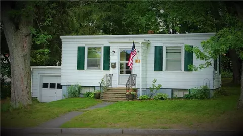6 Maple St, Lisbon, ME 04252 photo 1