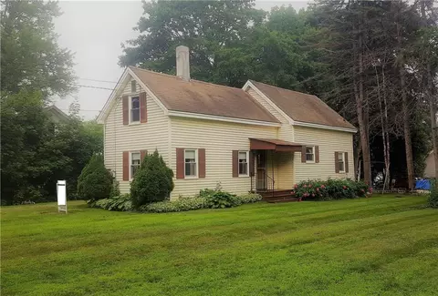 10 Chambers St, Brewer, ME 04412 photo 1