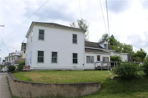 23 Central St, Danforth, ME 04424 photo 1