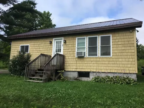 38 Coldbrook Rd, Hampden, ME 04444 photo 1