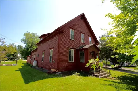 7 Pleasant St, Rangeley, ME 04970 photo 1