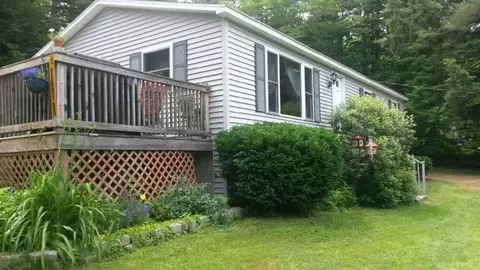5 Berry Rd, Readfield, ME 04355 photo 1