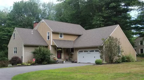 7 Thunder Rd, Saco, ME 04072 photo 1