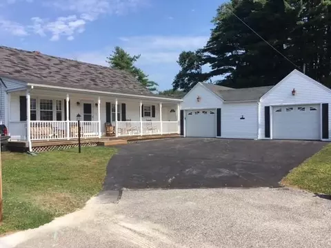 2 Adele St, Lewiston, ME 04240 photo 1