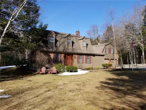 9 Mill Pond Dr, Bath, ME 04530 photo 1