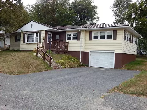 23 Forest Ave, Millinocket, ME 04462 photo 1