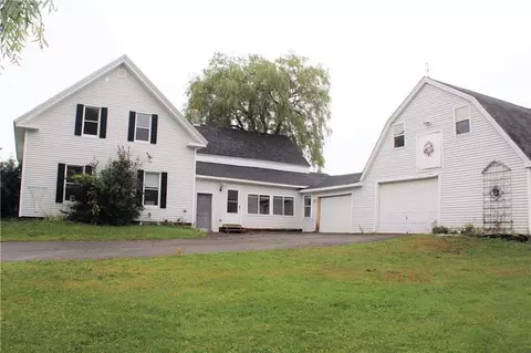 91 Stetson Rd W, Levant, ME 04456 photo 1