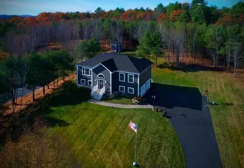 21 Hermon Hts, Hermon, ME 04401 photo 1
