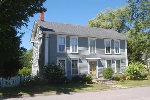 9 Old Winthrop Rd, Wayne, ME 04284 photo 1