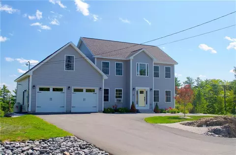 27 Pendleton Dr, Hermon, ME 04401 photo 1