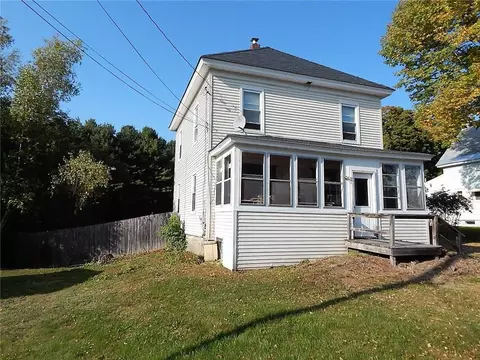 11 Maple St, Milo, ME 04463 photo 1