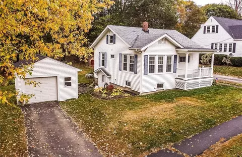 15 Fairview Ave, Augusta, ME 04330 photo 1