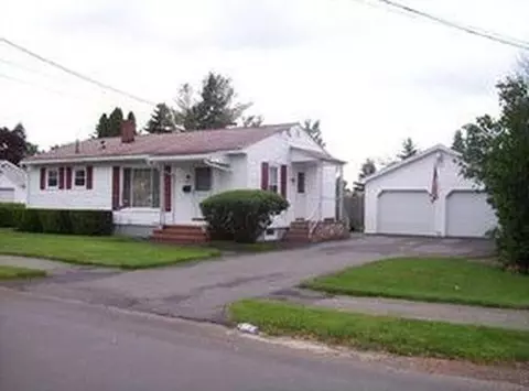 30 Capri St, Brewer, ME 04412 photo 1