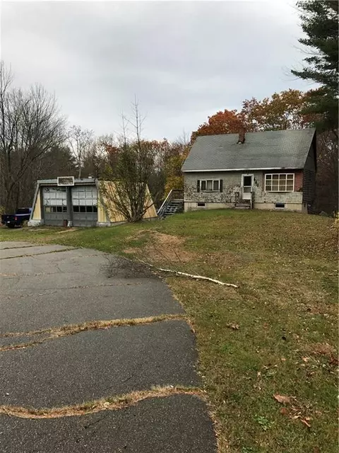 661 Eastern Ave, Augusta, ME 04330 photo 1