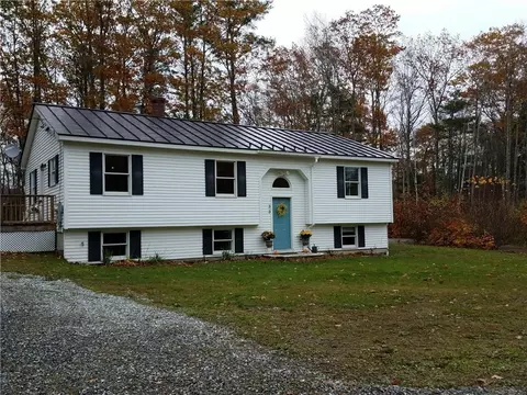 33 Maple Dr, Hope, ME 04847 photo 1