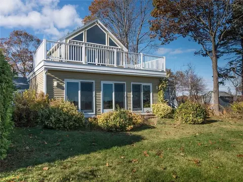 52 Moorview Ave, Ogunquit, ME 03907 photo 1