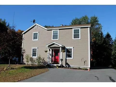 7 Pine St, Augusta, ME 04330 photo 1