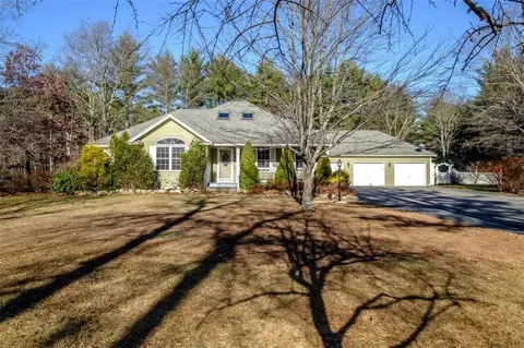 467 Walker Rd, Lyman, ME 04002 photo 1