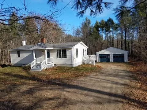 72 Winthrop Rd, Readfield, ME 04355 photo 1