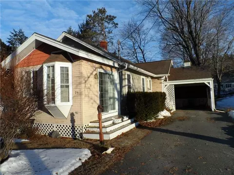 25 Second Ave, Augusta, ME 04330 photo 1