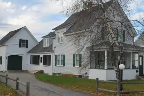 364 Katahdin Ave N, Millinocket, ME 04462 photo 1