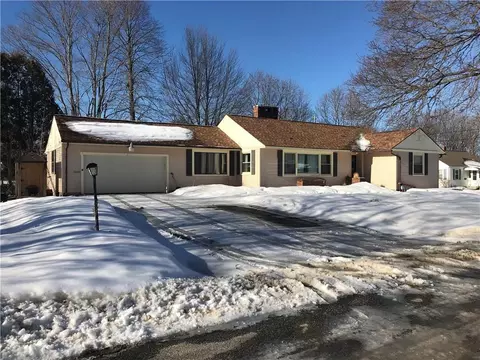 1 Dawn Ave, Lewiston, ME 04240 photo 1