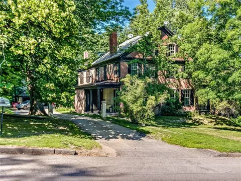113 Winthrop St, Augusta, ME 04330 photo 1