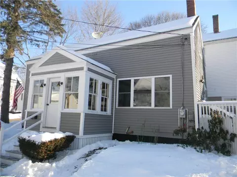 48 Chestnut St, Bath, ME 04530 photo 1