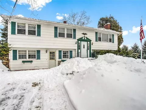 451 Main St, Jay, ME 04239 photo 1