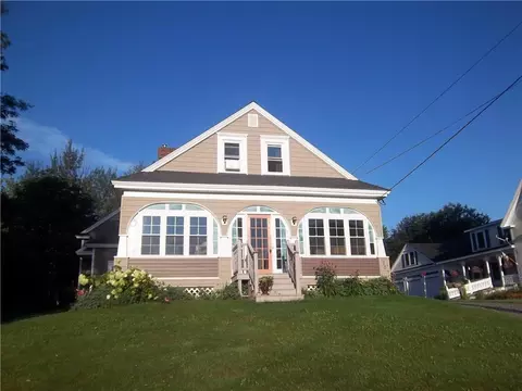 20 Maple St, Sangerville, ME 04479 photo 1