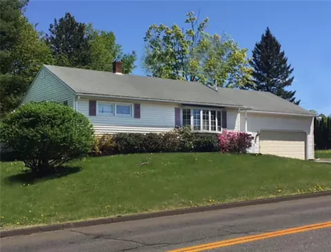 21 Meadow Rd, Augusta, ME 04330 photo 1