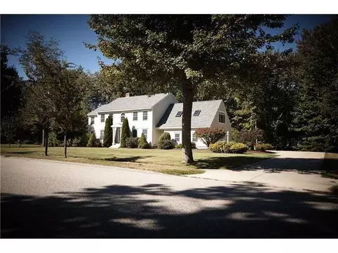 4 Richards Way, Saco, ME 04072 photo 1