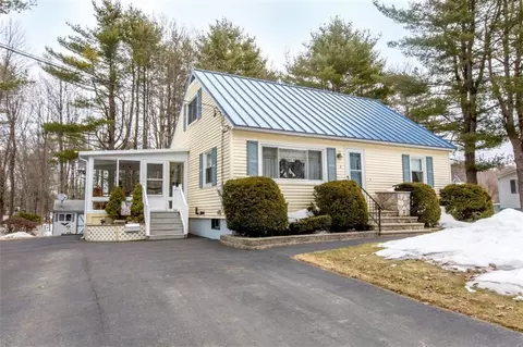 5 2nd St, Lisbon, ME 04252 photo 1