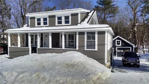 17 Hicks Rd, Augusta, ME 04330 photo 1