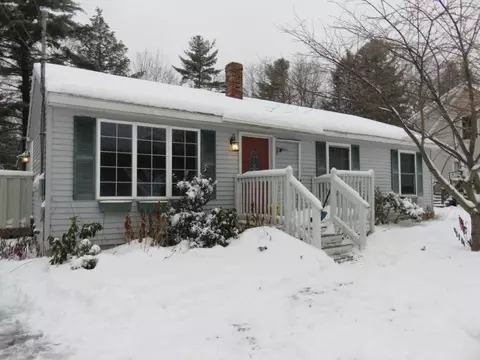 9 Nathan Ct, Springvale, ME 04083 photo 1
