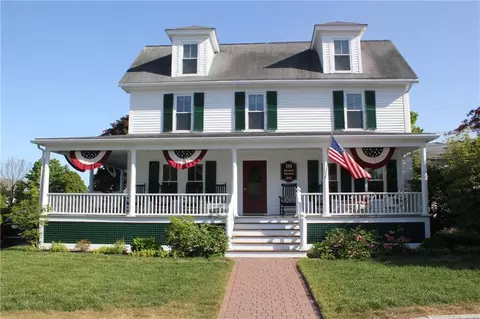 16 Beach St, Ogunquit, ME 03907 photo 1
